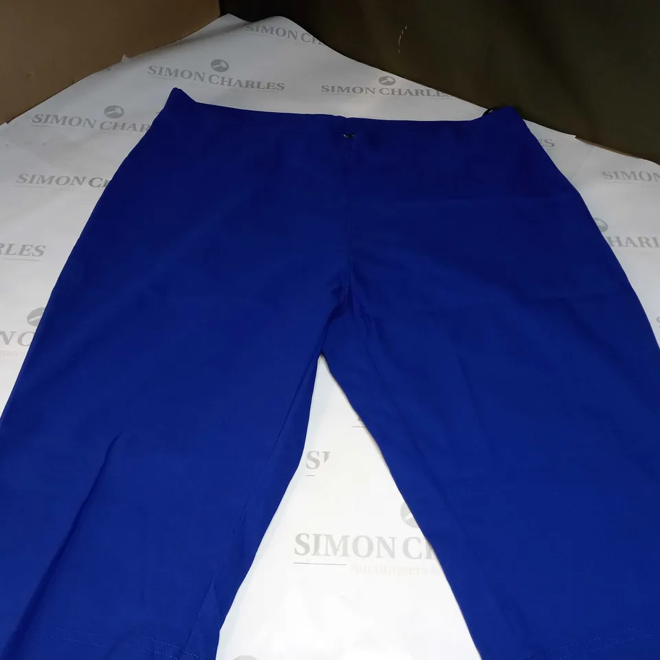 ROMAN BENGALINE PLAIN SHORTS IN ROAL BLUE - UK 20