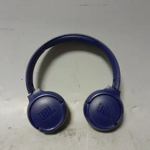 BOXED JBL HARMAN TUNE 520 HEADPHONES 