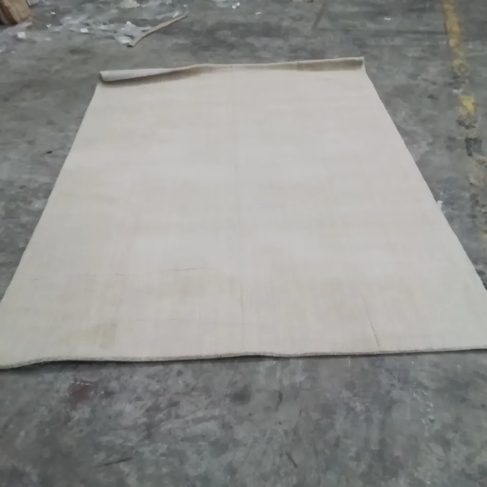 QUALITY DESIGNER AREA RUG - APPROXIMATELY 228X160