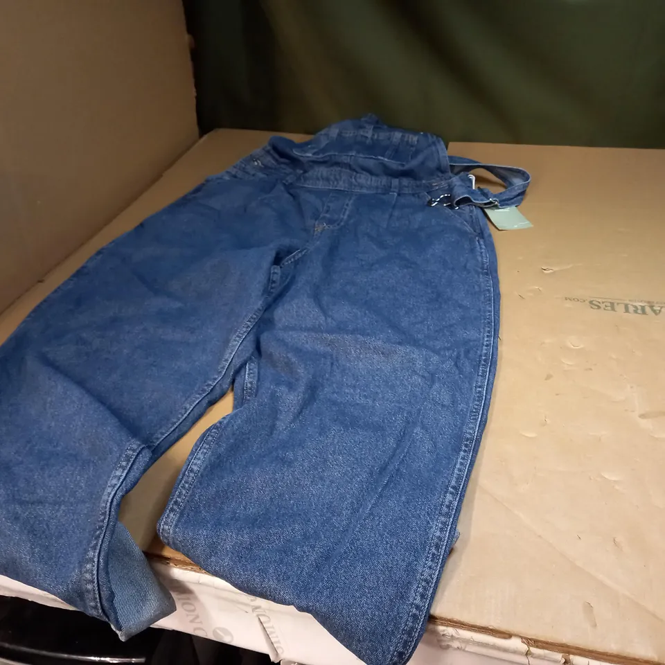PAIR OF DEMIN DUNGEREES UK SIZE 10