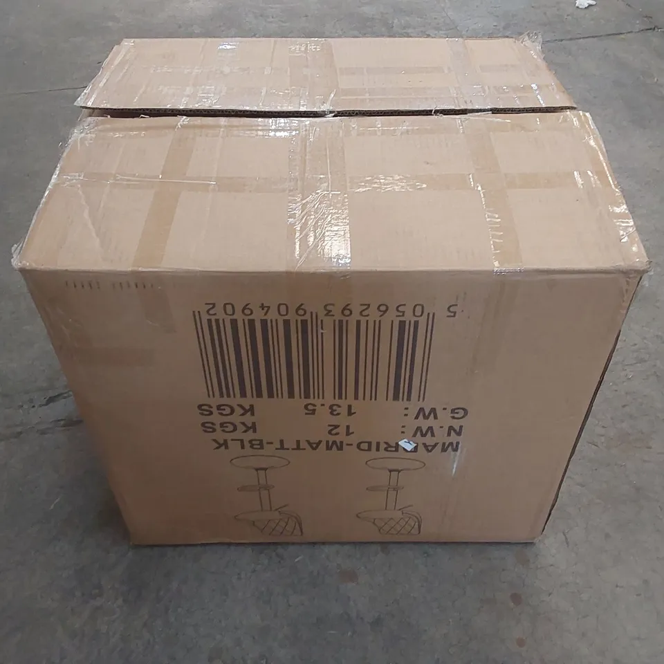 BOXED NEO SET OF 2 MADRID FAUX LEATHER BAR STOOLS - BLACK (1 BOX)