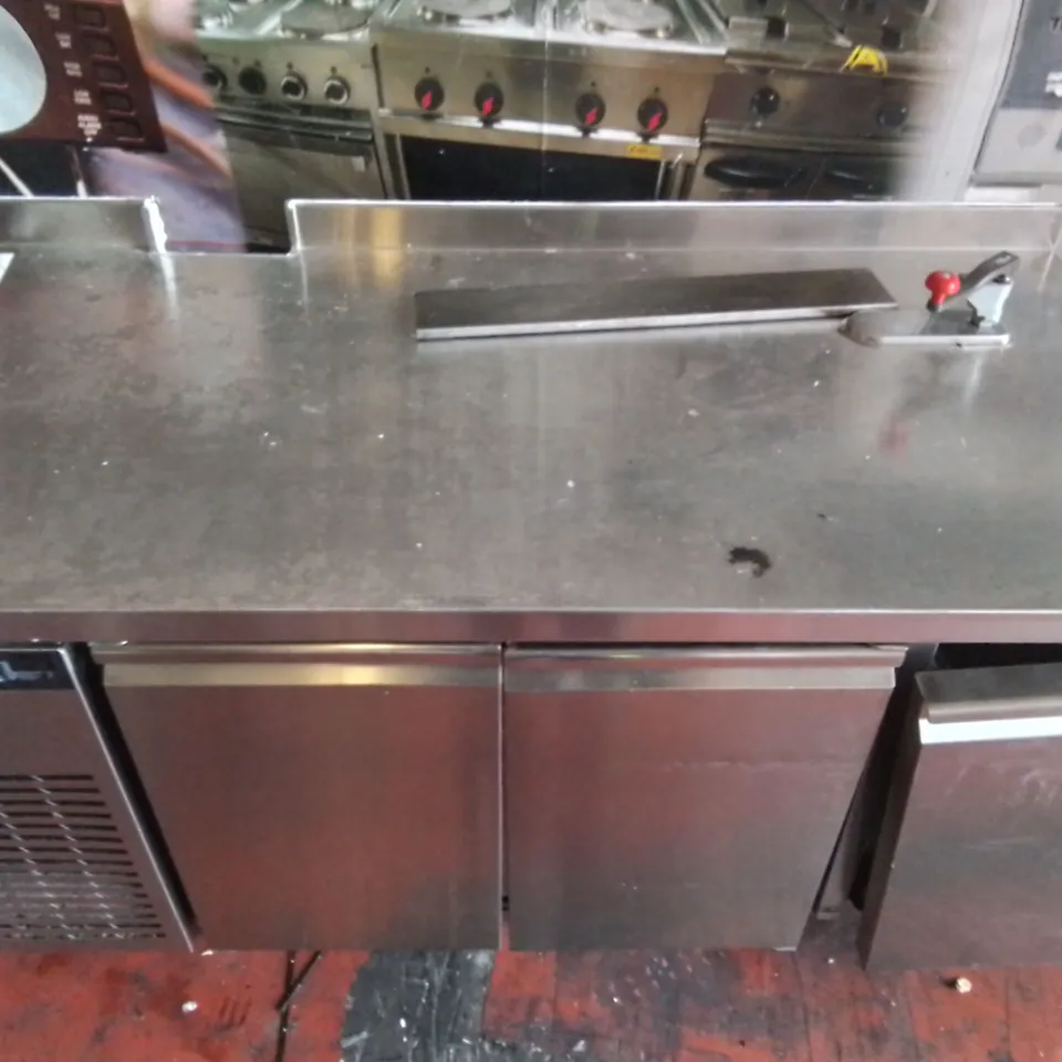 FOSTER DC1/2H REFRIGERATED STAINLESS FOOD PREP COUNTER 