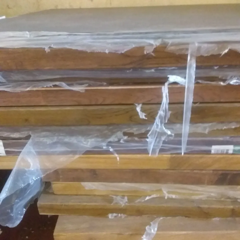 PALLET OF ASSORTED KITCHEN WORKTOPS 