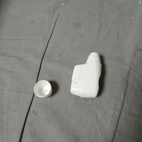 BOX OF APPROXIMATELY 30 WHITE INHALERS 