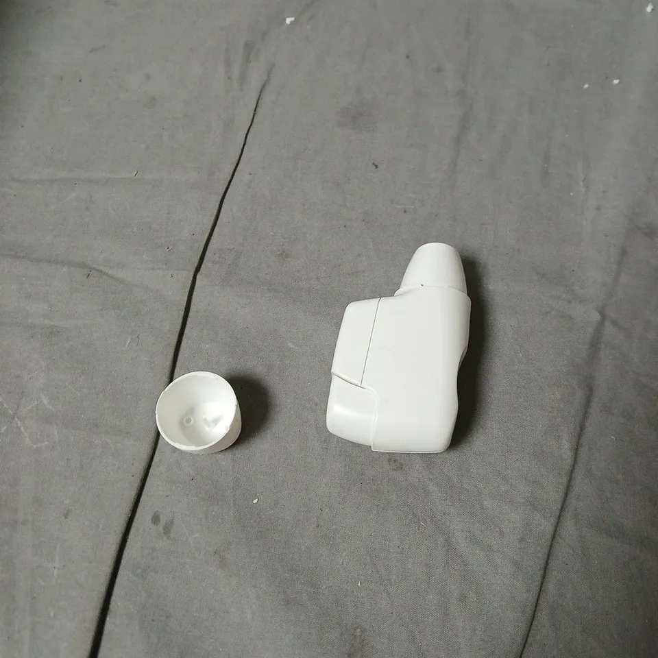 BOX OF APPROXIMATELY 30 WHITE INHALERS 