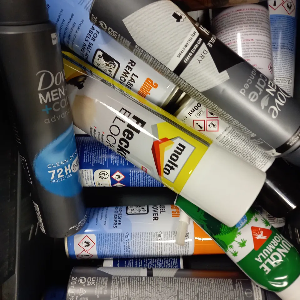 APPROXIMATELY 15 ASSORTED AEROSOLS TO INCLUDE GILLETTE SHAVING FOAM, DOVE DEODORANT, LABEL REMOVER - COLLECTION ONLY 