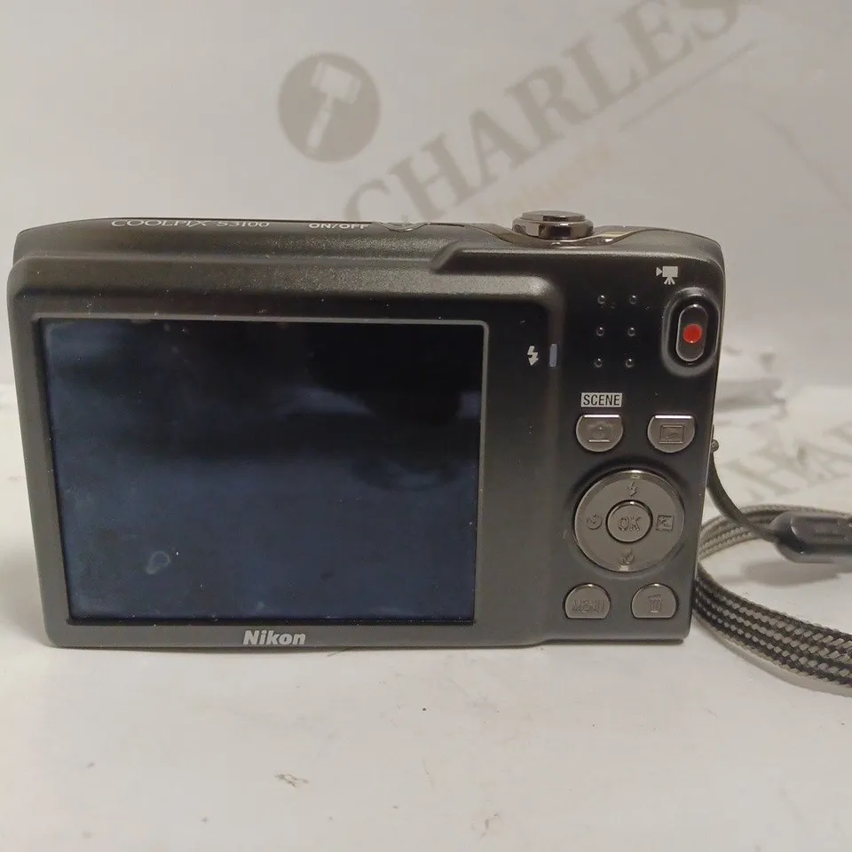 NIKON COOLPIX S3100 DIGITAL CAMERA - BLACK
