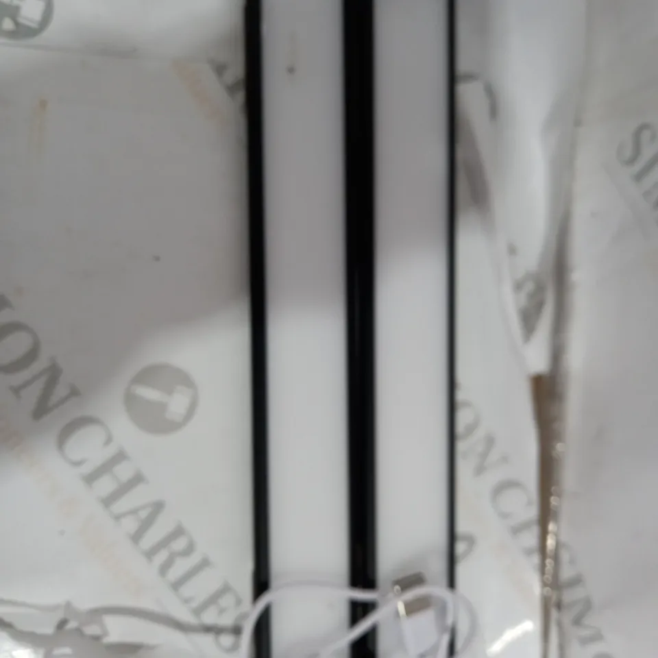 SFIXX SET OF 2 USB RECHARGEABLE MOTION SENSOR LIGHTS