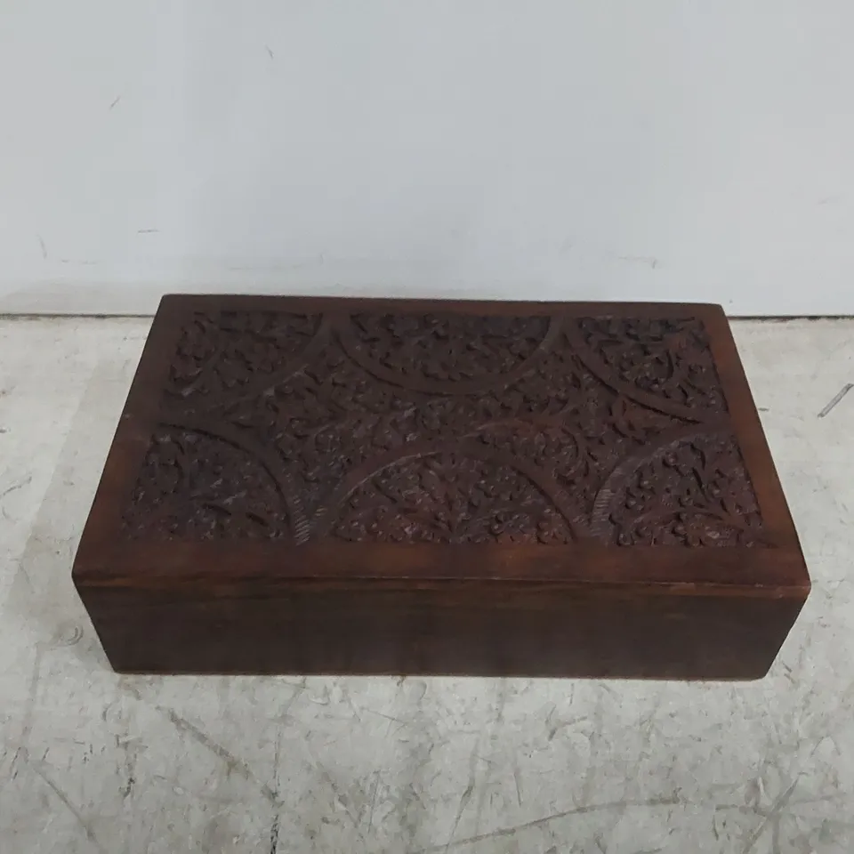 BOXED DAISY JEWELLERY BOX 