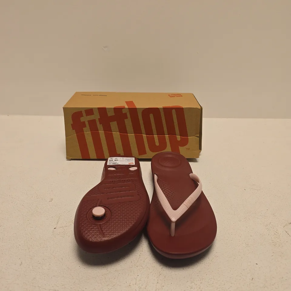 FITFLOP FLIP-FLOPS – BROWN WITH PINK STRAPS (BOXED) SIZE UK 5