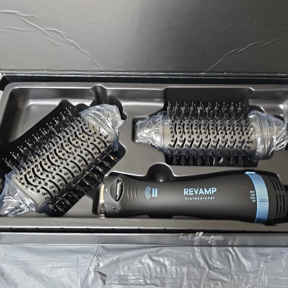 BOXED REVAMP PROGLOSS VOLUME & STYLE 1000W HOT BRUSH STYLER 