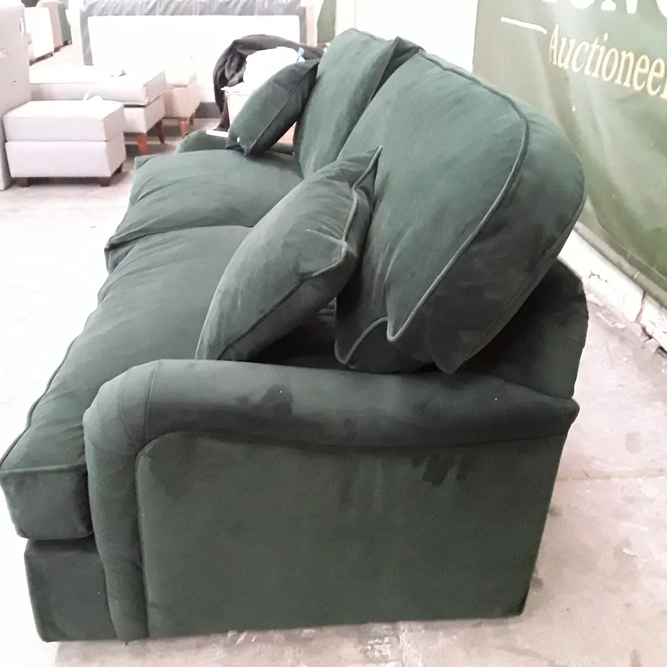 QUALITY DESIGNER DOWNTON 3.5 SEATER SOFA BED - DARK GREEN VELVET