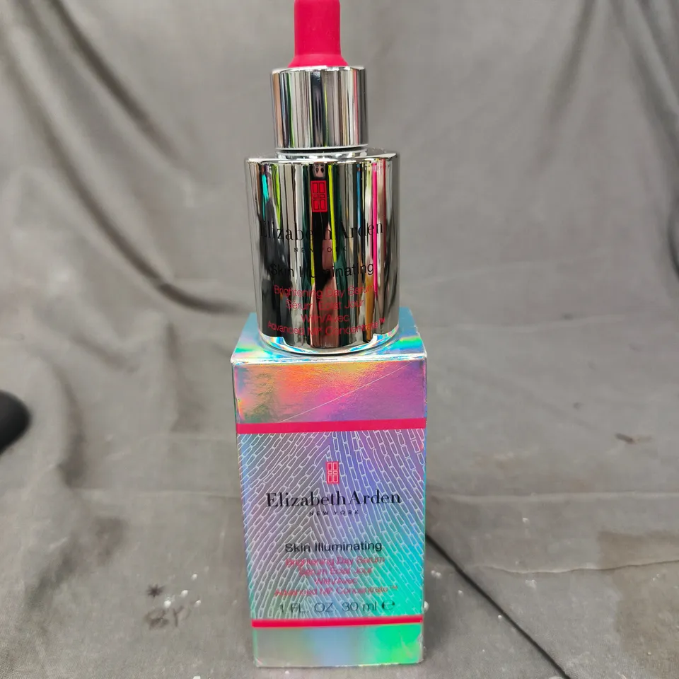 ELIZABETH ARDEN SKIN ILLUMINATING BRIGHTENING DAY SERUM – 30ML