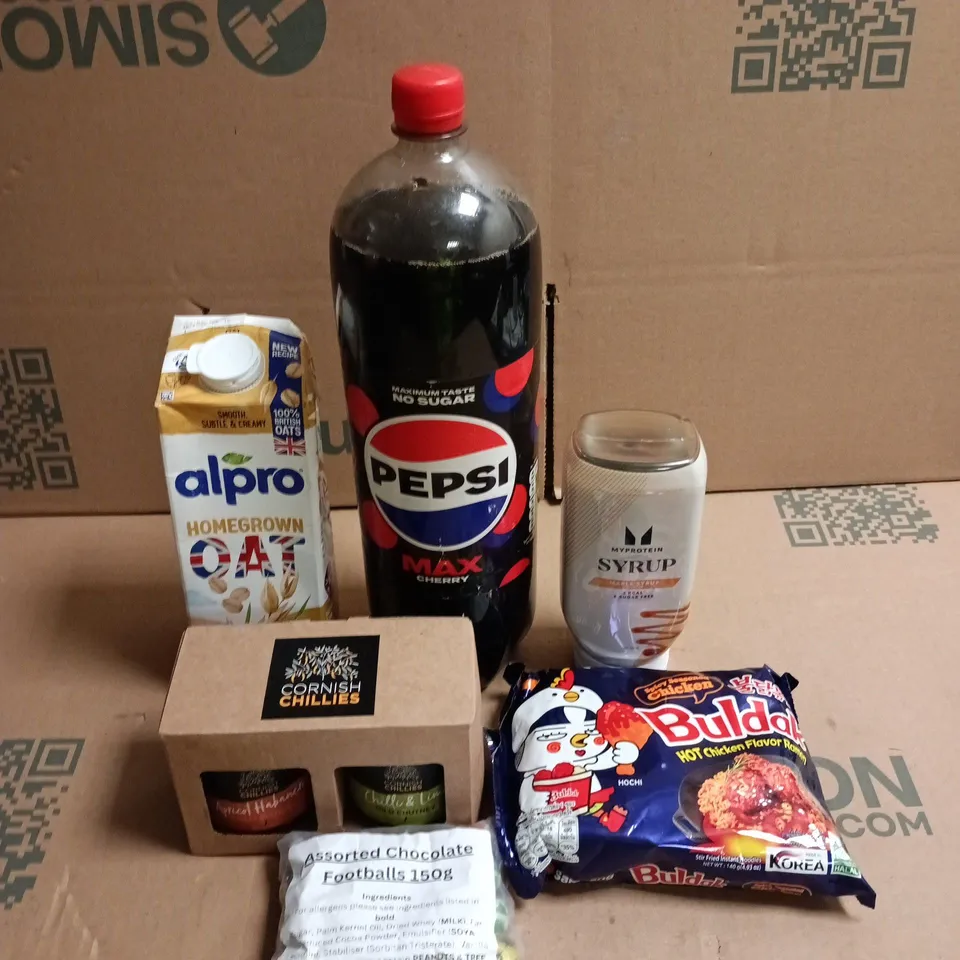 APPROXIMATELY 15 ASSORTED FOOD AND DRINK ITEMS TO INCLUDE - MYPROTEIN MAPLE SYRUP, PEPSI MAX AND BULDAK HOT CHICKEN NOODLES
