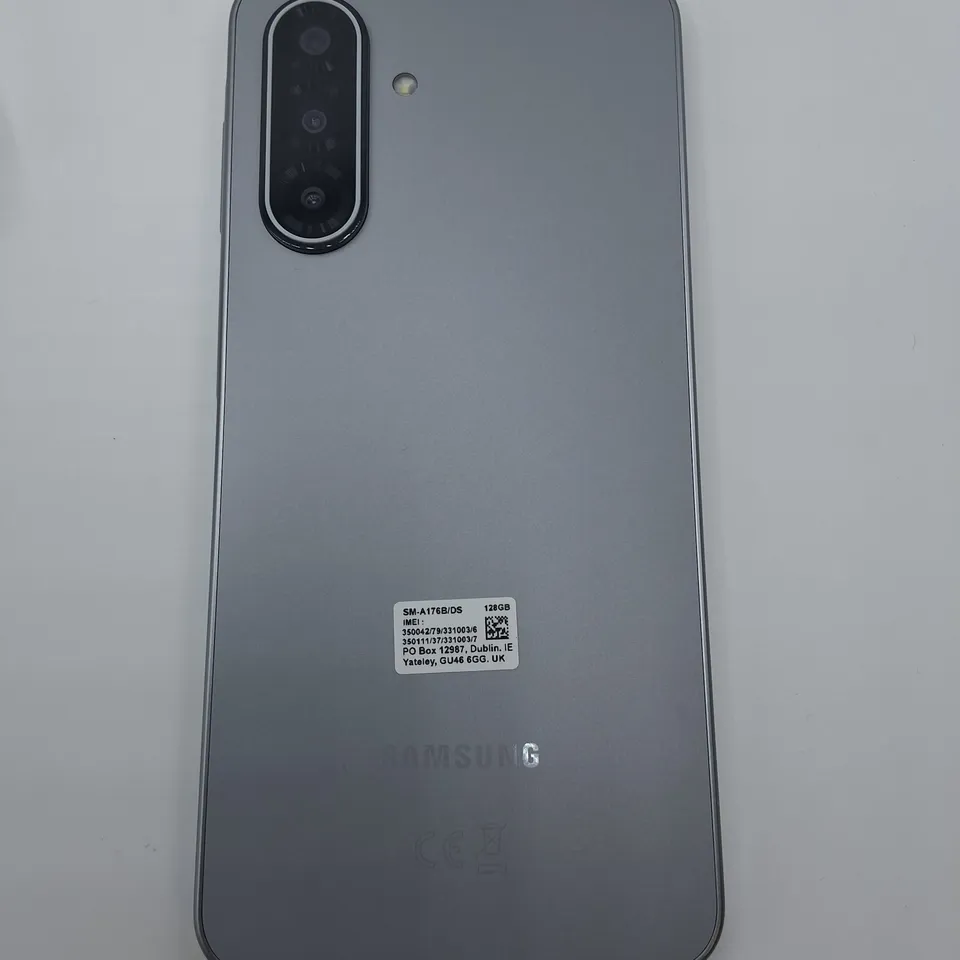BOXED SAMSUNG GALAXY A17 5G 4GB 128GB IN GREY - SM-A176B