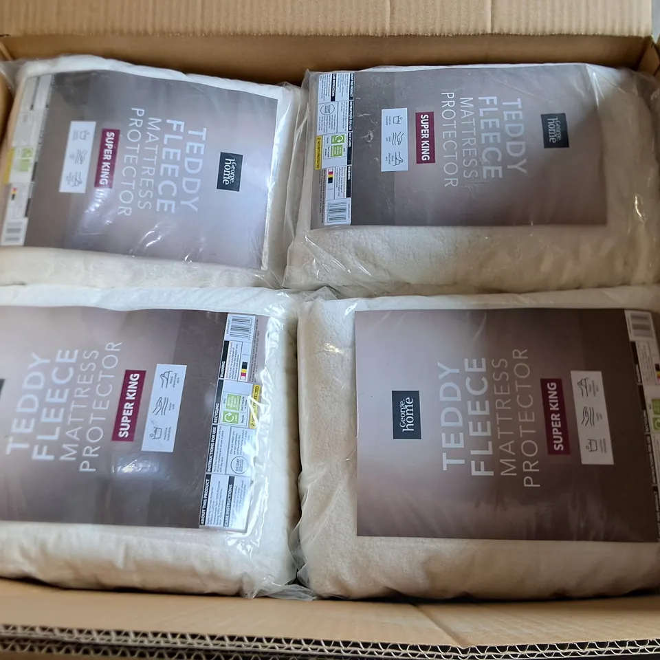 LOT OF 12 AS NEW SUPER KING TEDDY FLEECE MATTRESS PROTECTORS