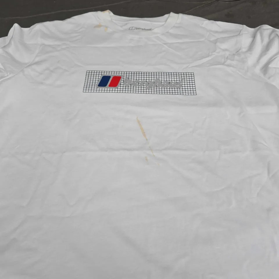 BERGHAUS LOGO GRAPHIC TEE - SIZE XXL
