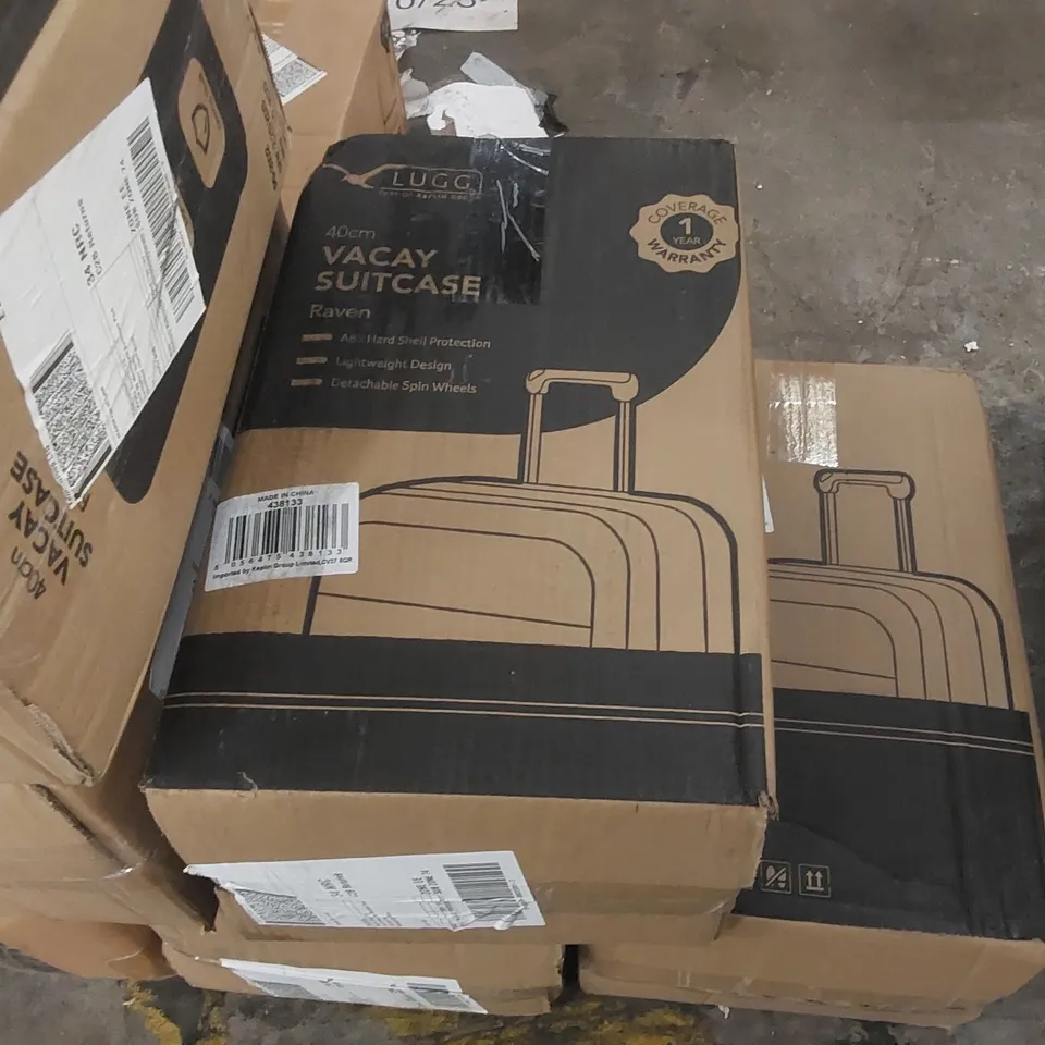 BOXED LUGG VACAY SMALL SUITCASE 