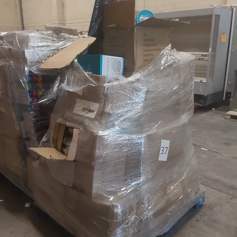 PALLET TO CONTAINING A VERY LARGE QUANTITY OF ASSORTED ITEMS INCLUDING: BLACKSPUR DOOR LOCKS, KITCHEN CUPBOARD STORAGE RACKS, KITTEN LAP TRAYS, FOOD STORAGE CONTAINERS ECT