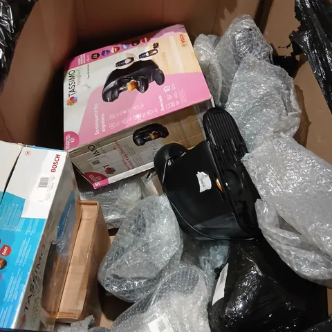 PALLET OF APPROXIMATELY 15 BOSCH TASSIMO COFFEE MACHINES