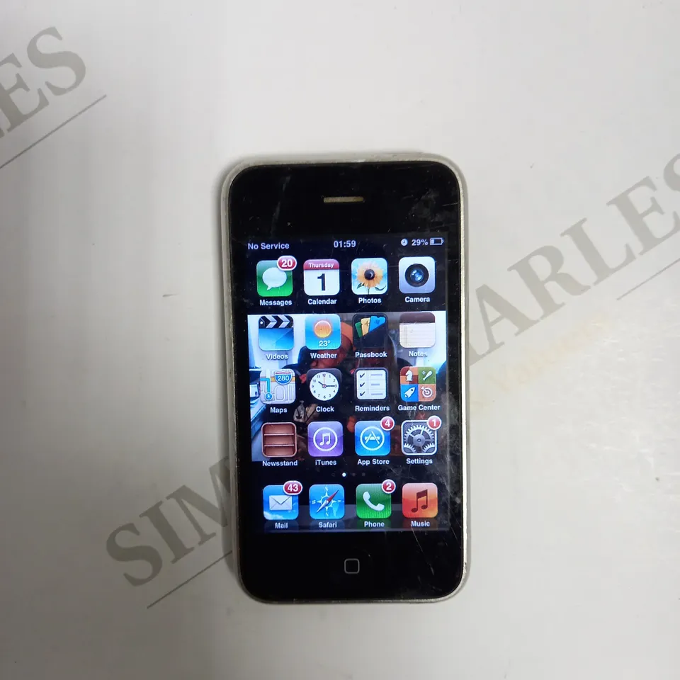 APPLE IPHONE 3GS - 32GB