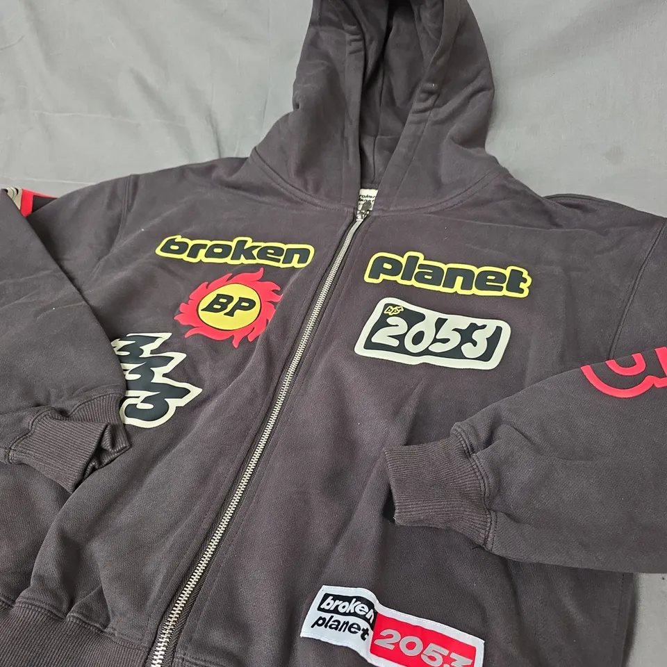 BROKEN PLANET 2053 HOODIE – ZIP HOODIE WITH PATCH GRAPHICS - SIZE SMALL