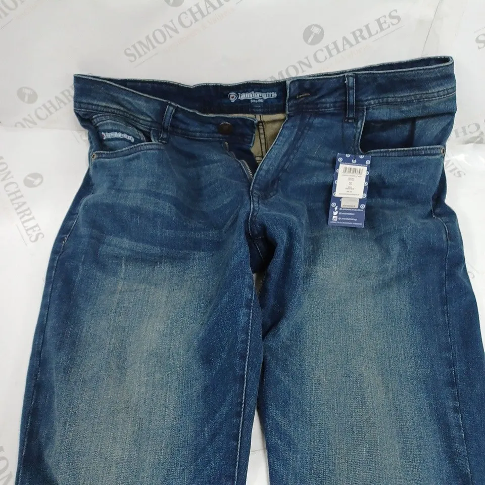 LAMBRETTA CHESTER STRAIGHT FIT JEANS - 32R