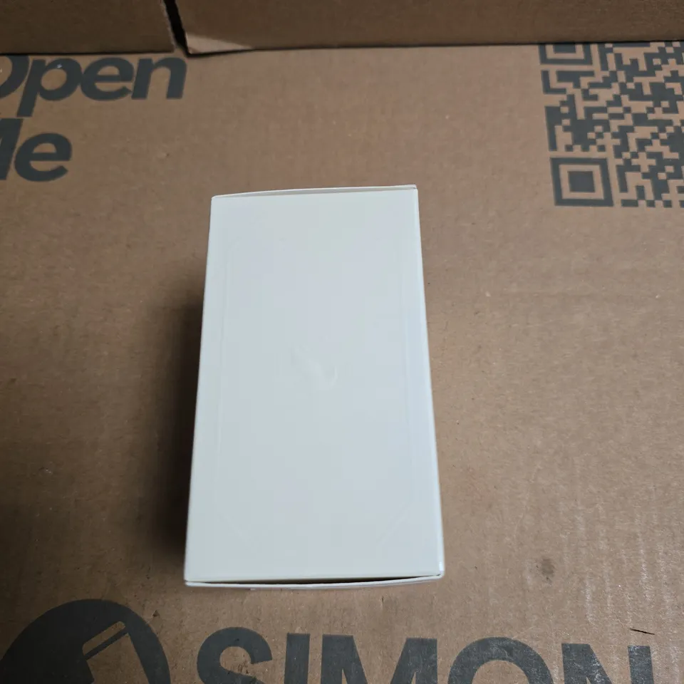 SWAROVSKI BRACELET CRYSTAL ON WHITE BAND 