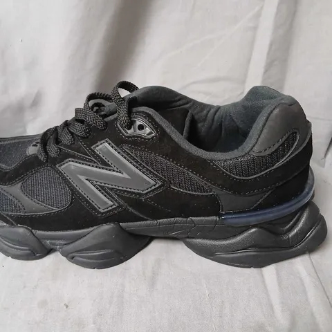 NEW BALANCE TRAINERS – BLACK, UK 9.5 (US 10 / EU 44)