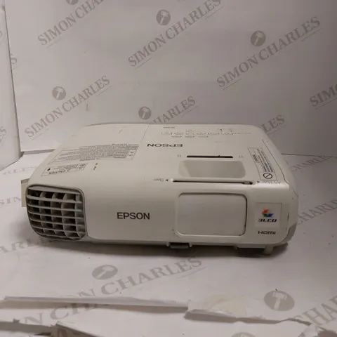 EPSON 3LCD PROJECTOR