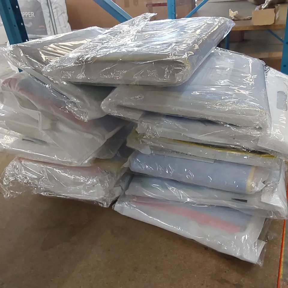 LOT OF APPROX 14 X SANLINKEE PHOTOGRAPHY LIGHT BOXES 