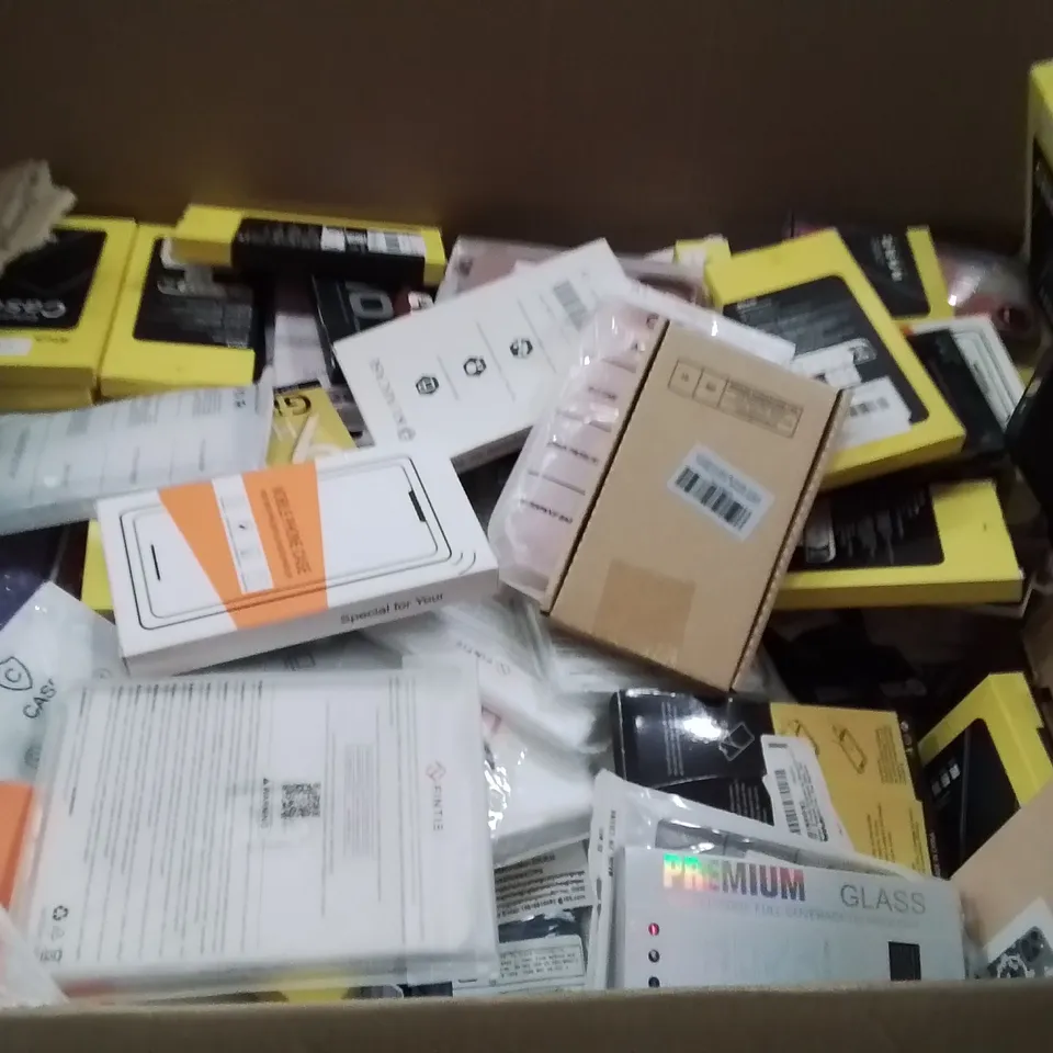 PALLET TO CONTAIN A LARGE QUANTITY OF PHONE CASES AND SCREEN PROTECTORS