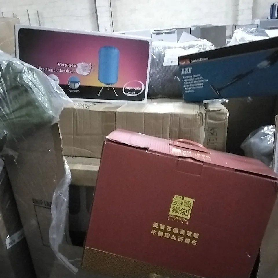 PALLET CONTAINING VARIOUS ASSORTED ITEMS TO INCLUDE: MAKITA CORDLESS CLEANER, CHINA DISH SET, TENT, MULTIFUNCTIONAL CLOTHES DRYER ECT.