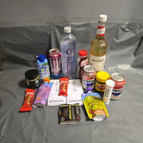 APPROXIMATELY 20 ASSORTED FOOD & DRINK ITEMS TO INCLUDE HAPPY EASTER TONY CHOCOLONEY, MONSTER JUICE VIKING BERRY, PINE NUT BUTTER, ETC - COLLECTION ONLY
