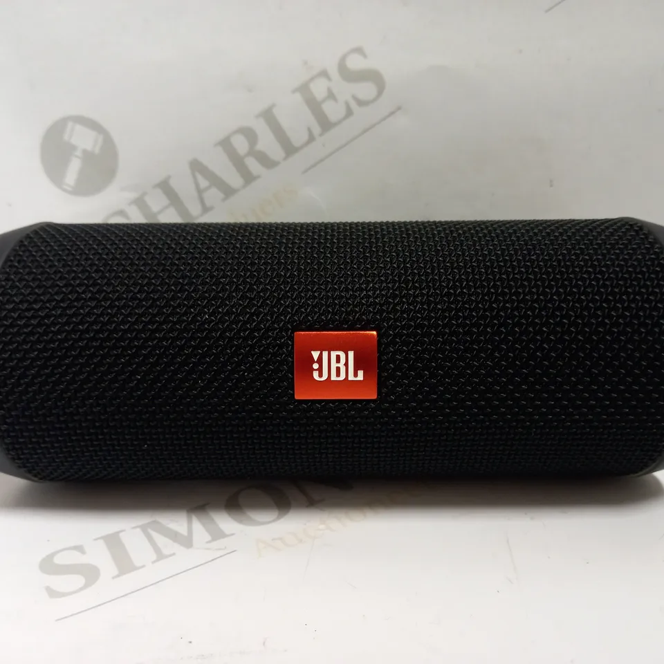 JBL FLIP 4 PORTABLE SPEAKER