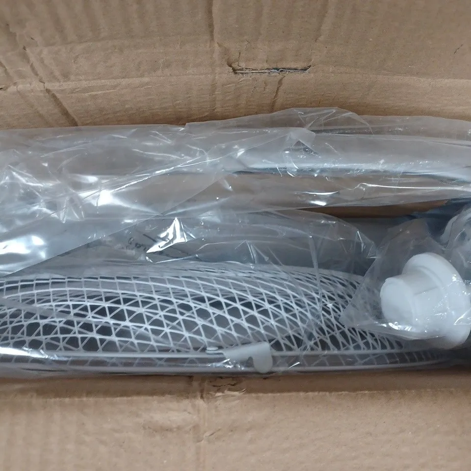 BOXED DAEWOO 16" PEDESTAL FAN IN WHITE