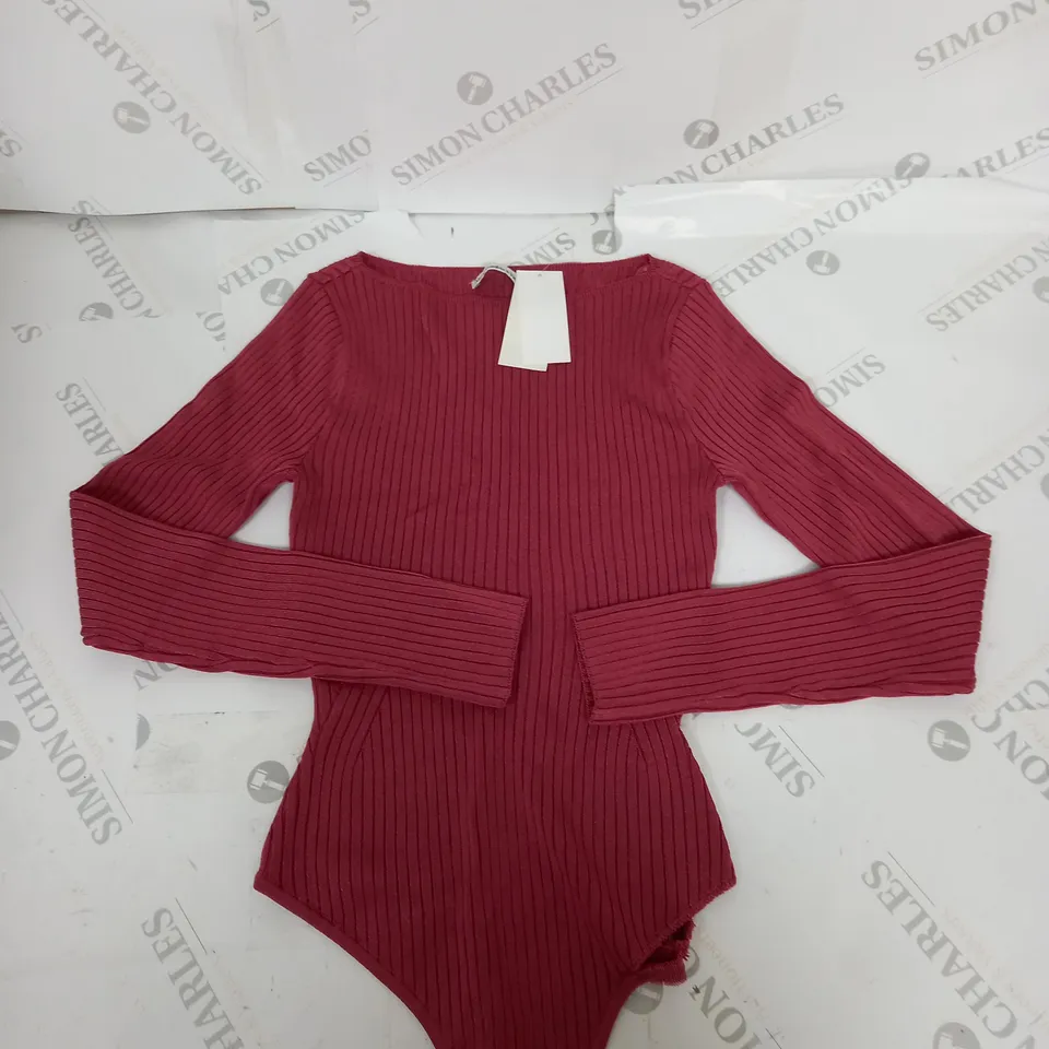 ABERCROMBIE AND FITCH BODYSUIT SIZE S