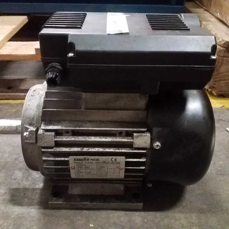 CLARKE 3HP SINGLE PHASE 2-POLE MOTOR (230V)