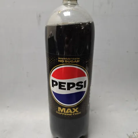 TOTE OF APPROXIMATELY 4 PEPSI MAX CAFFEINE FREE 2L