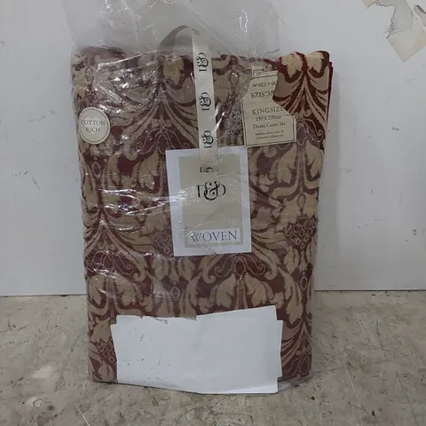 BAGGED SAYER PLAIN WEAVE 142 TC DUVET COVER SET - BURGUNDY // SIZE: KING