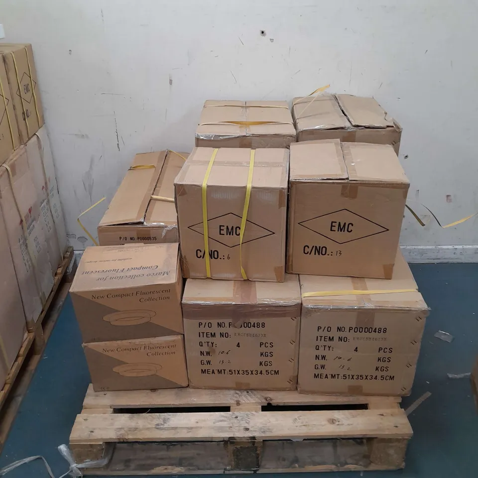 PALLET OF APPROXIMATELY 50 ASSORTED EMCOLITE LIGHTS - COLLECTION ONLY