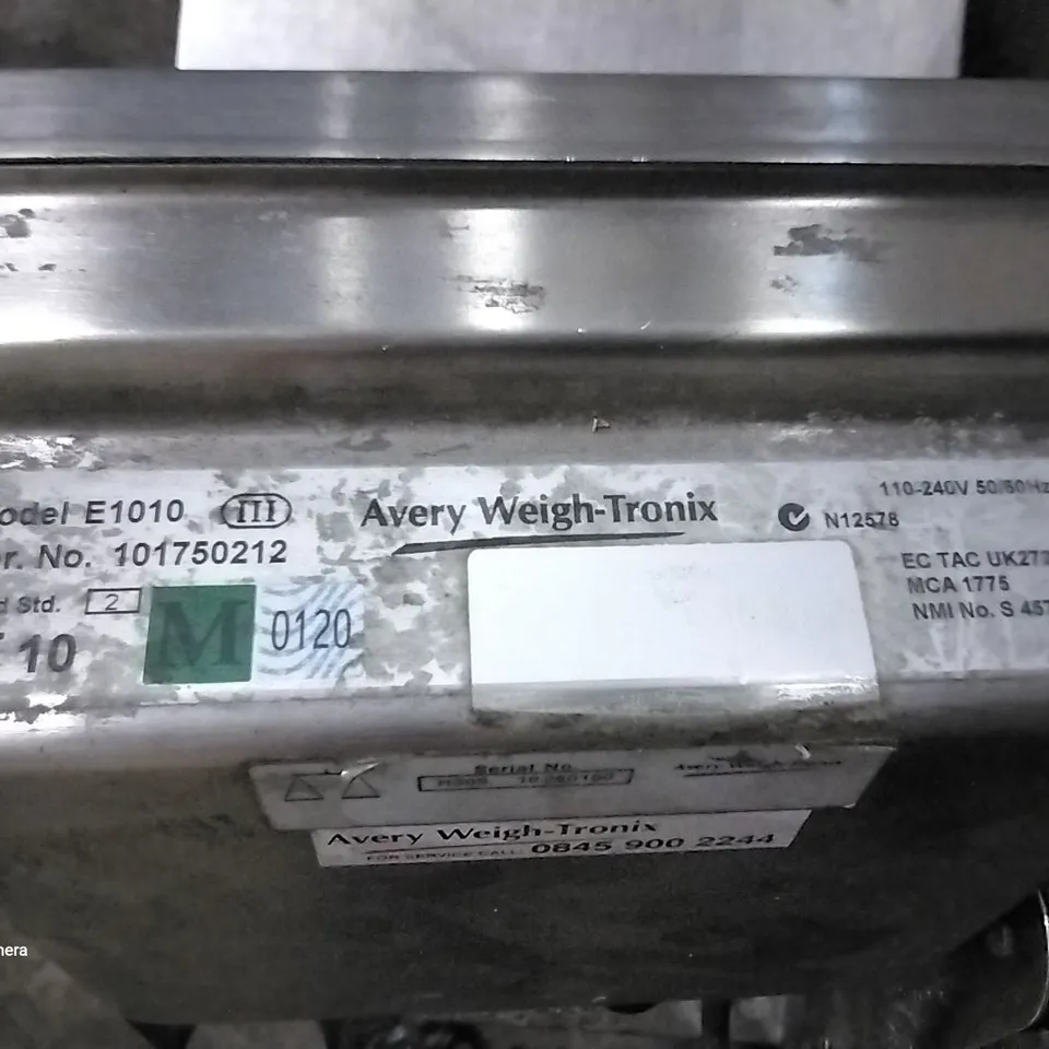 AVERY WEIGH TRONIX E1010