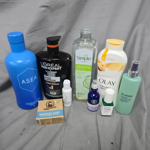APPROXIMATELY 14 ASSORTED HEALTH & BEAUTY PRODUCTS TO INCLUDE LOREAL MEN EXPERT PURE CARBON SHOWER, ASEA FOOD SUPPLEMENT, SIMPLE BATH SOAK, ETC - COLLECTION ONLY