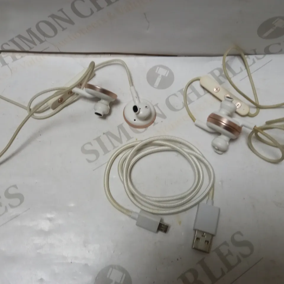 I.AM+ BUTTONS BLUETOOTH WIRELESS HEADPHONES
