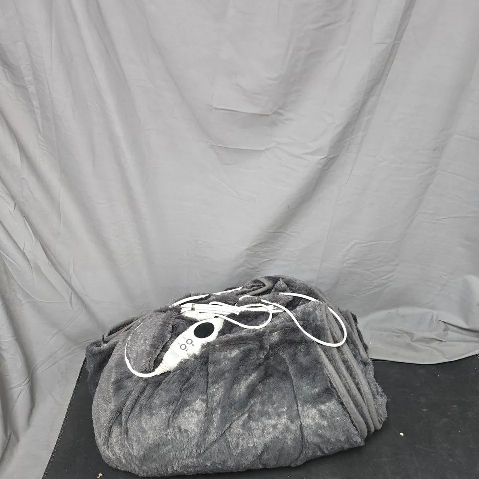 COZEE HOME HEATED THROW BLANKET – PLUSH GREY WITH CONTROLLER