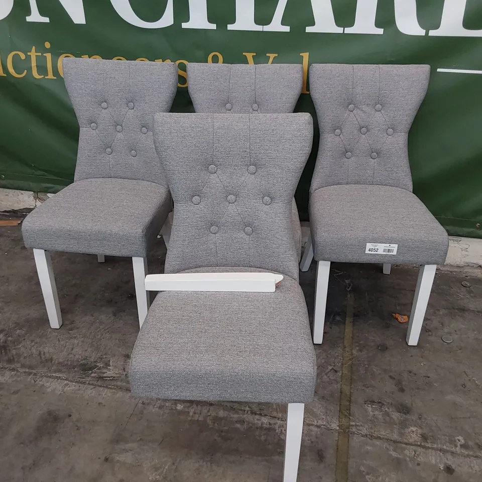 SET OF FOUR DESIGNER UPHOLSTERED BUTTONED BACK DINING CHAIRS GREY FABRIC WHITE PAINTED LEGS