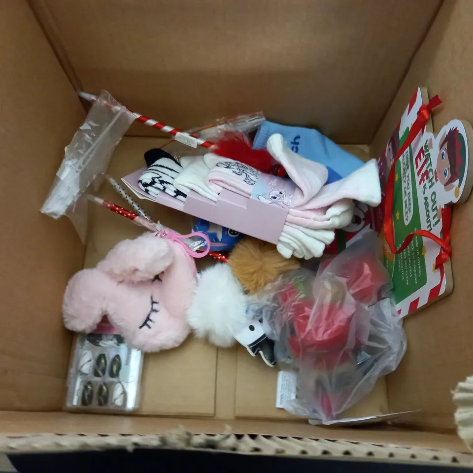 LOT OF ASSORTED TOYS TO INCLUDE CUTIE CUTS AND BOPPIN BUGZ