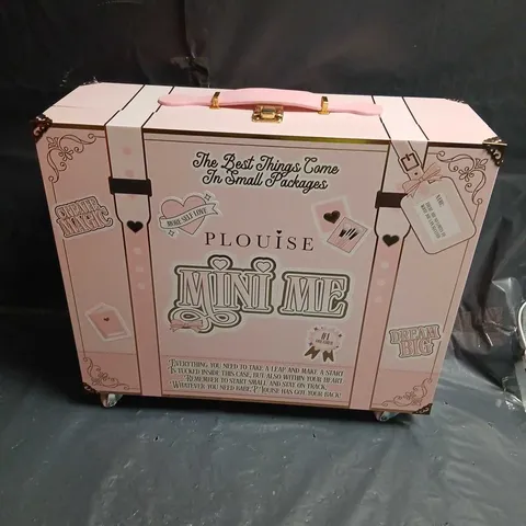 BOXED PLOUISE MINI ME SUITCASE