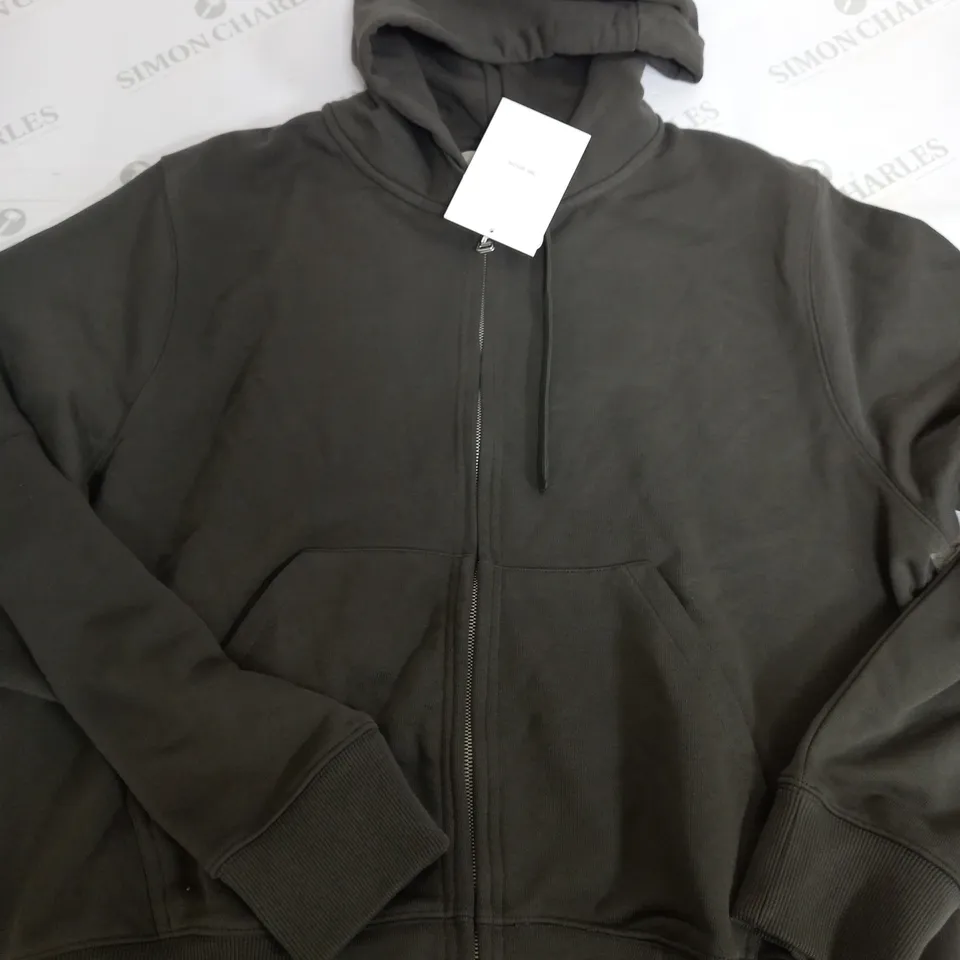 ZARA ORIGINS IN KHAKI GREEN IN HOODIE - MEDIUM