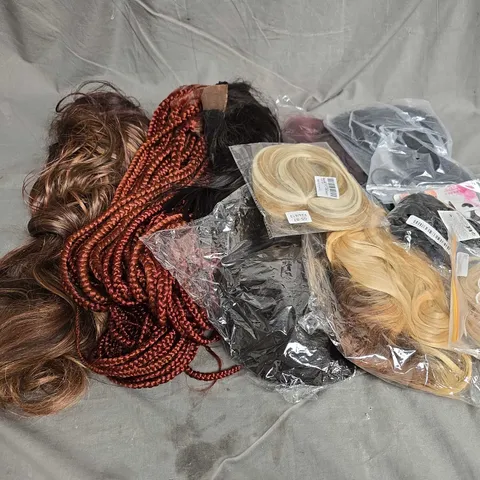 APPROXIMATELY 15 ASSORTED WIGS & HAIR ACCESSORIES